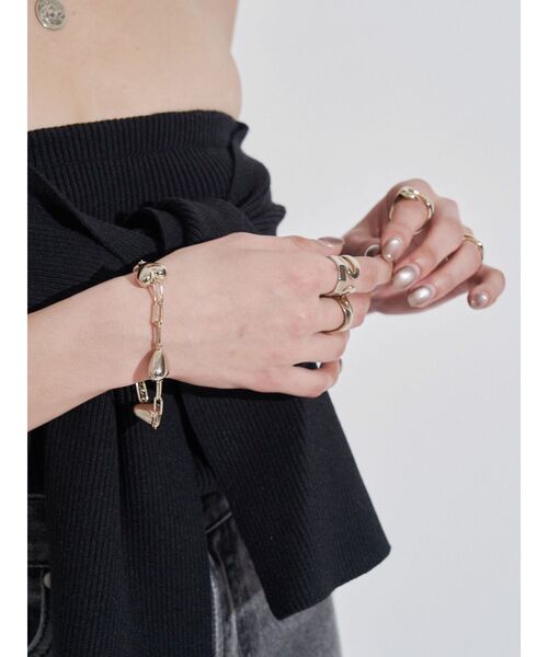 EVRIS（エヴリス）の「HEART MOTIFブレスレッド（ブレスレット・レディース・ゴールド/シルバー・FREE）」の5枚目の写真