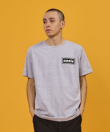 MUSIC TEE（ミュージックティー）の「OASIS“DEFINITELY MAYBE PROMO” - オアシス "ディフィニトリー メイビー プロモ"（Tシャツ/カットソー）」