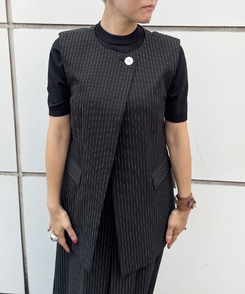 JENNE(ジェンヌ)の「ピンストライプモダンジレ(その他トップス・レディース・ネイビー/ブラック/ホワイト・SMALL/MEDIUM/LARGE)」の13枚目の写真