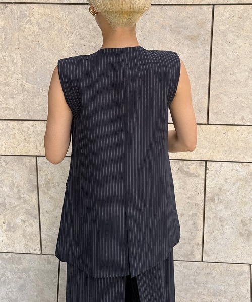 JENNE(ジェンヌ)の「ピンストライプモダンジレ(その他トップス・レディース・ネイビー/ブラック/ホワイト・SMALL/MEDIUM/LARGE)」の16枚目の写真