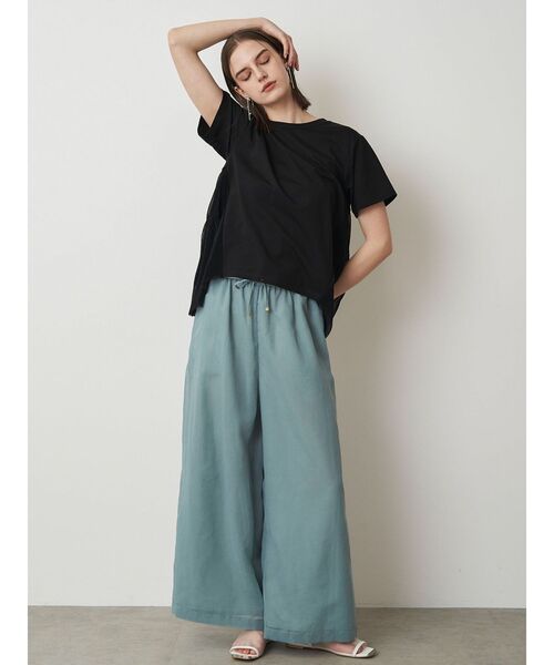 ELENDEEK（エレンディーク）の「バックプリーツチュールカットソー（Tシャツ/カットソー・レディース・ネイビー/ブラック/オフホワイト・FREE）」の21枚目の写真