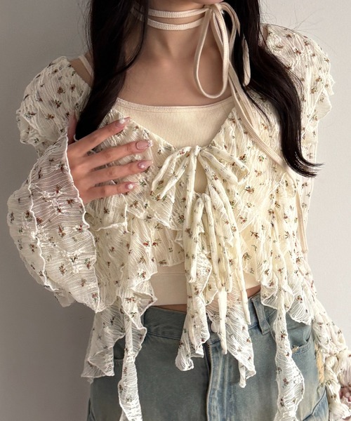 apres jour mignon（アプレジュールミニョン）の「カスケードフリルブラウス【ZOZOTOWN限定アイテム】（その他トップス・レディース・ブルー/ナチュラル/オフホワイト/ブラウン系その他/ダークブラウン/ブラック・X-LARGE/フリー）」の5枚目の写真