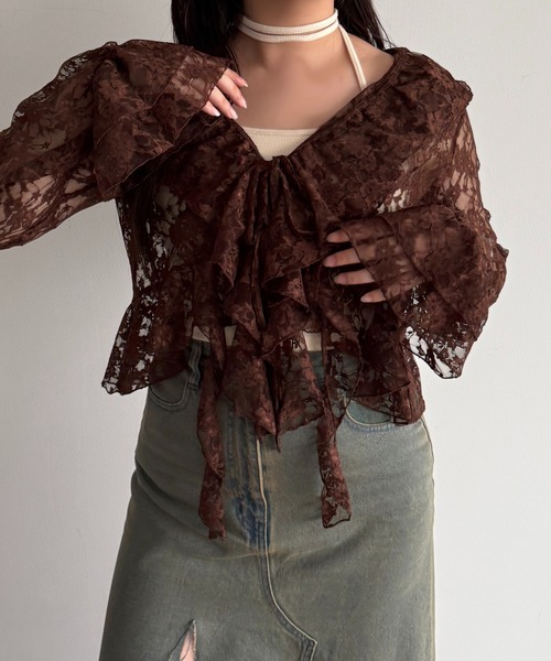 apres jour mignon（アプレジュールミニョン）の「カスケードフリルブラウス【ZOZOTOWN限定アイテム】（その他トップス・レディース・ブルー/ナチュラル/オフホワイト/ブラウン系その他/ダークブラウン/ブラック・X-LARGE/フリー）」の9枚目の写真