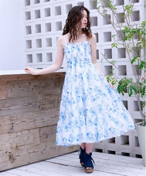店内商品がすべてレジにて半額！！ ネモフィラプリントブラウス×ワンピース（ワンピース）｜axes ワンピース