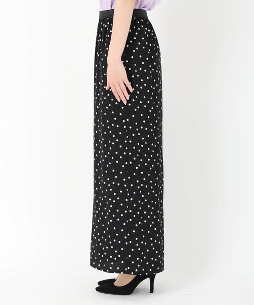 STRAWBERRY-FIELDS（ストロベリーフィールズ）の「パウダーサテンイージーパンツ（その他パンツ・レディース・ブラック/モカ/ドット・2）」の5枚目の写真