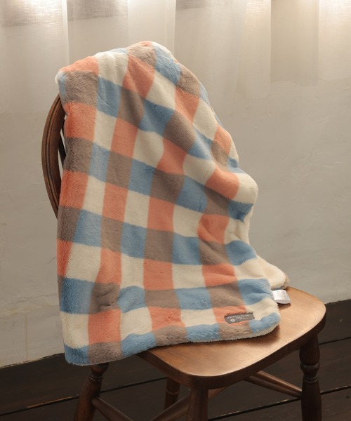 ALTROSE（アルトローズ）の「3way チェック柄ブランケット（ブランケット・レディース・ネイビー/イエロー/アイボリー・FREE）」の14枚目の写真