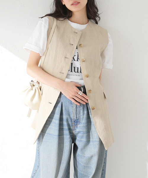 journal standard L'essage(ジャーナルスタンダードレサージュ)の「リネンキャンバスノーカラーベスト(その他アウター・レディース・ブラック/ベージュ・FREE)」の2枚目の写真