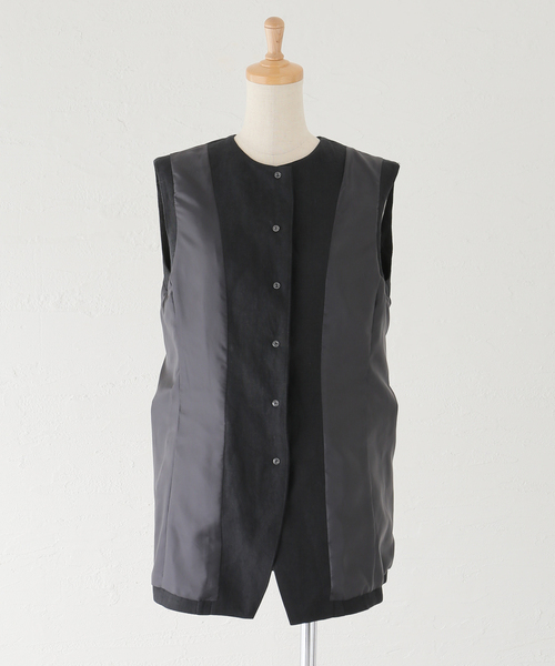 journal standard L'essage(ジャーナルスタンダードレサージュ)の「リネンキャンバスノーカラーベスト(その他アウター・レディース・ブラック/ベージュ・FREE)」の21枚目の写真