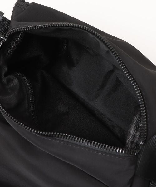 KANGOL（カンゴール）の「【KANGOL Black series】3ポケット ショルダーバッグ（ショルダーバッグ・メンズ・ブラック・FREE）」の2枚目の写真