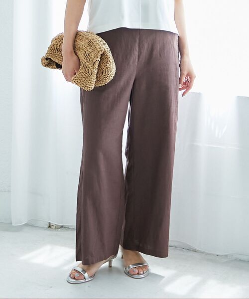 le.coeur blanc(ルクールブラン)の「《夏に向けた快適な1枚》麻ワイドクロップドパンツ(その他パンツ・レディース・ダークグレー/ベージュ/ブラウン/ブルー・38/36)」の1枚目の写真
