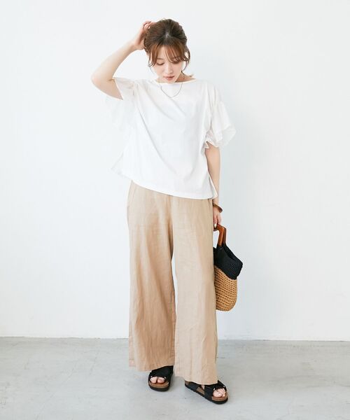 le.coeur blanc(ルクールブラン)の「《夏に向けた快適な1枚》麻ワイドクロップドパンツ(その他パンツ・レディース・ダークグレー/ベージュ/ブラウン/ブルー・38/36)」の14枚目の写真