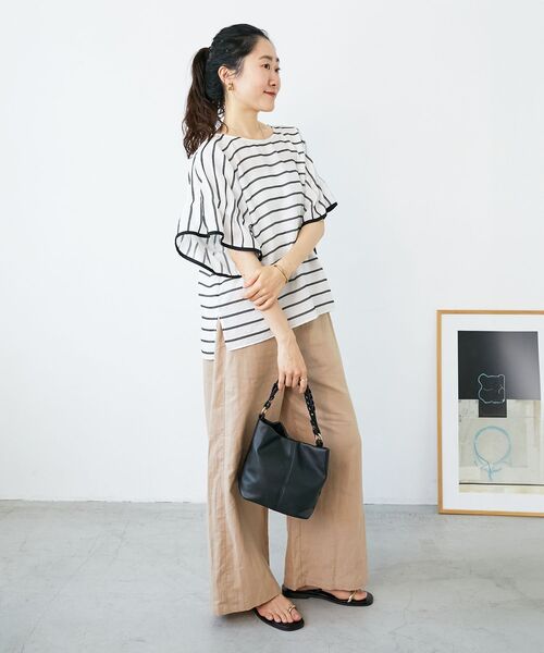 le.coeur blanc(ルクールブラン)の「《夏に向けた快適な1枚》麻ワイドクロップドパンツ(その他パンツ・レディース・ダークグレー/ベージュ/ブラウン/ブルー・38/36)」の15枚目の写真