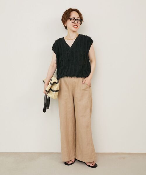 le.coeur blanc(ルクールブラン)の「《夏に向けた快適な1枚》麻ワイドクロップドパンツ(その他パンツ・レディース・ダークグレー/ベージュ/ブラウン/ブルー・38/36)」の19枚目の写真