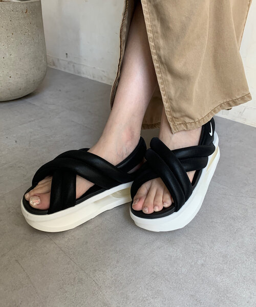 か*こ様 ＜NIKE＞箱付き　ウィメンズ エアマックス ISLA サンダル ナイ NIKE WMNS AIR MAX ISLA ナイキ ウィメンズ エア マックス