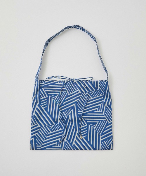 SALON adam et rope'（サロン アダム エ ロペ）の「リバティミニトートバッグ（トートバッグ・レディース・ブラック/ブルー系その他4/グリーン・FREE）」の14枚目の写真