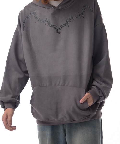 Theater code(シアターコード)の「neck chain design pullover parka / ネックチェーンデザイン プルオーバーパーカー(パーカー・メンズ・ブラック/グレー・3/2)」の3枚目の写真