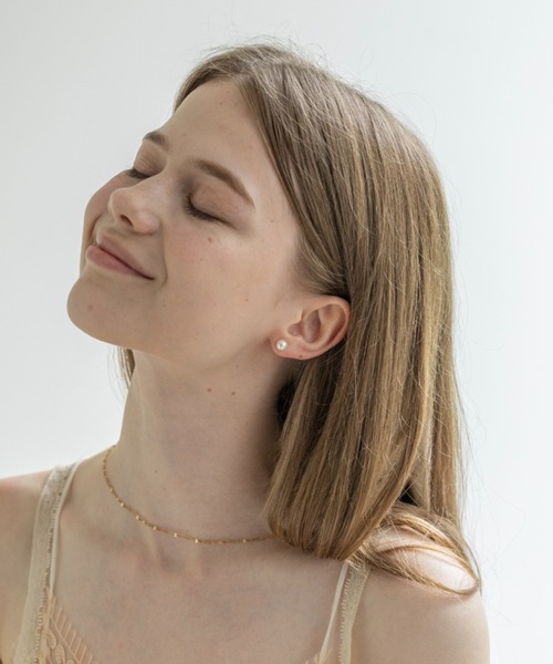 Merry Gem(メリージェム)の「【Merry Gem】≪アレルギー対応≫ ステンレス シンプルパールピアス M 結婚式 成人式 二次会 同窓会 セレモニー パーティードレス オケージョン KNF-TP ※(ピアス(両耳用)・レディース・ホワイト・M)」の4枚目の写真