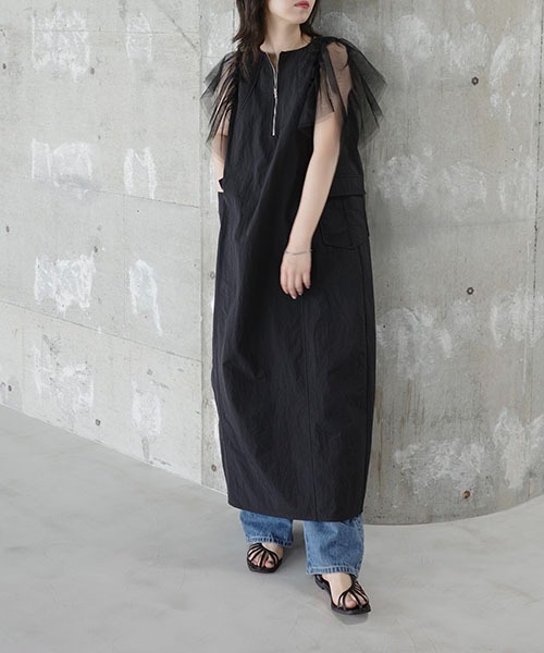 ワンピース willfully tulle no sleeve nylon zip OP WILLFULLY（ウィルフリー）の「tulle frill no sleeve nylon zip