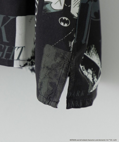 LOWRYS FARM（ローリーズファーム）の「ＢＡＴＭＡＮ／ＳＨＳＳ　 490856（シャツ/ブラウス・メンズ・ブラック/グレー・MEDIUM/LARGE）」の15枚目の写真