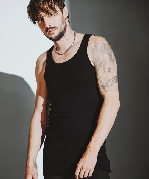 NO ID.（ノーアイディ）の「mta577-ｻｲﾄﾞｽﾘｯﾄﾛﾝｸﾞﾀﾝｸﾄｯﾌﾟ（タンクトップ・メンズ・グレー/ブラック/ホワイト・1/2）」の7枚目の写真