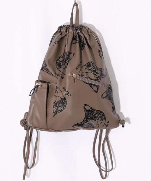 ScoLar（スカラー）の「652437：ネコ柄の合成皮革ナップザックバッグ（バックパック/リュック・レディース・ブラウン/オフホワイト/ブラック・FREE）」の15枚目の写真
