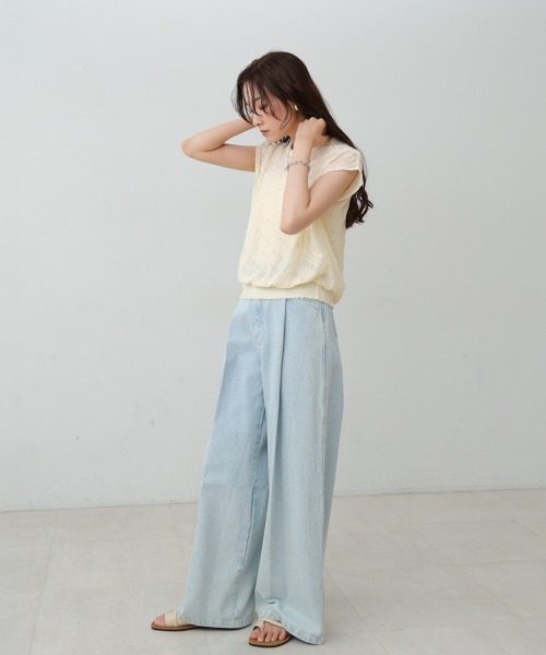 Bab(バブ)の「シャーリング切り替えトップス(Tシャツ/カットソー・レディース・アイボリー/ブラック/オフホワイト・FREE)」の6枚目の写真