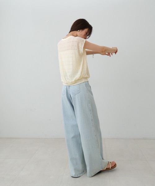 Bab(バブ)の「シャーリング切り替えトップス(Tシャツ/カットソー・レディース・アイボリー/ブラック/オフホワイト・FREE)」の13枚目の写真