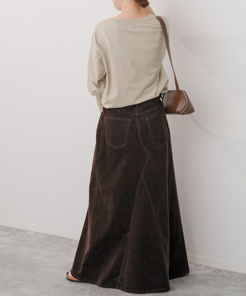 Spick & Span（スピックアンドスパン）の「ボートネックシルケットロゴロンTEE（Tシャツ/カットソー・レディース・ホワイト/ベージュ・FREE）」の17枚目の写真