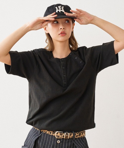 WISH FOR EVER（ウィッシュフォーエバー）の「DRAW CODE 3WAY HENRY NECK T / ドローコード3WAYヘンリーネックT（Tシャツ/カットソー・メンズ・ブラック/ネイビー/オフホワイト/グレー・LARGE/MEDIUM/SMALL）」の13枚目の写真