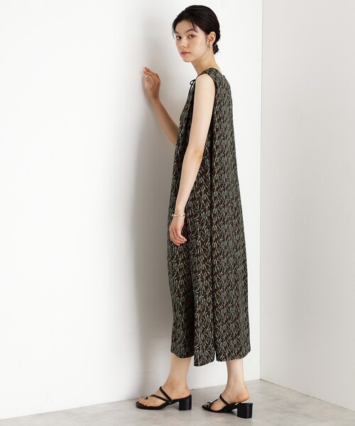 THE SHOP TK (ザ ショップ ティーケー )の「ショルダータックワンピース【洗える】(ワンピース・レディース・イエロー系/ダークブラウン系・13/12)」の12枚目の写真