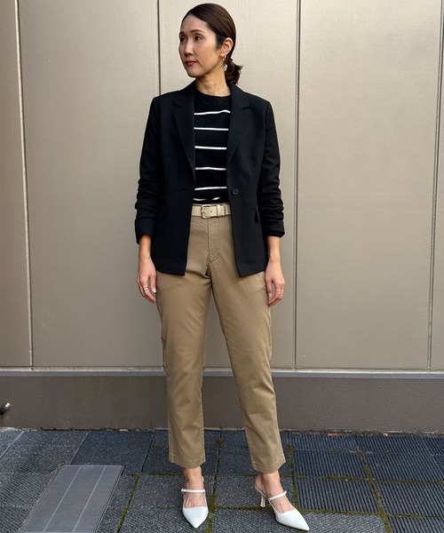BANANA REPUBLIC FACTORY STORE(バナナリパブリック ファクトリーストア)の「BANANA REPUBLIC FACTORY STORE スカルプテッド ストレッチ ブレザー(テーラードジャケット・レディース・ベージュ/ネイビー/ブラック/アイボリー・0/2/6/4/8)」の13枚目の写真