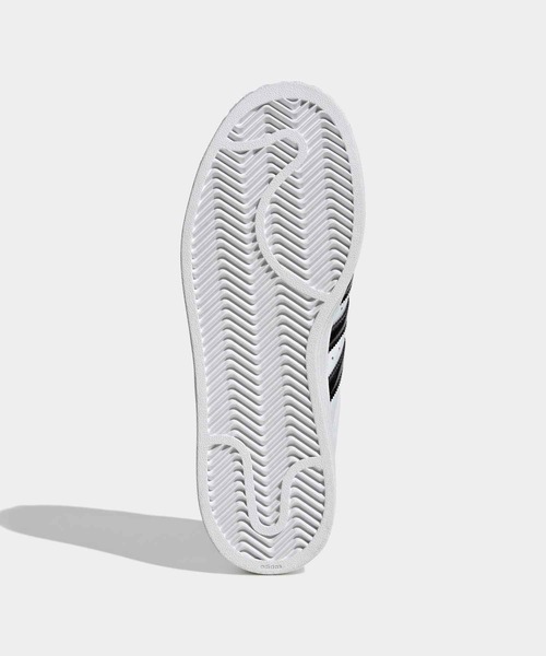 adidas（アディダス）の「スーパースター II シューズ / SUPERSTAR II / アディダスオリジナルス adidas Originals（スニーカー・レディース・ブラック/ホワイト・23.0cm/28.0cm/27.5cm/27.0cm/26.5cm/26.0cm/25.5cm/25.0cm/22.5cm/22.0cm/24.5cm/24.0cm/23.5cm）」の4枚目の写真