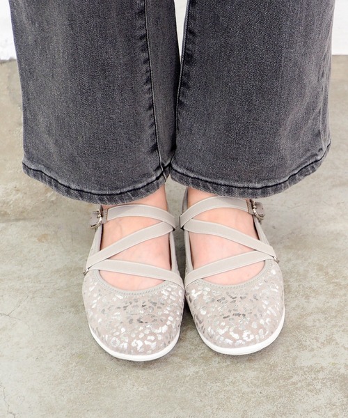 cava cava（サヴァサヴァ）の「撥水｜バレエシューズ 　1320693（バレエシューズ・レディース・シルバー系その他/ブラック/ブラウン・22cm/22.5cm/23cm/23.5cm/24cm/24.5cm）」の20枚目の写真