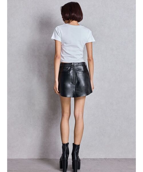 フェイクレザースカートライクショートパンツ（スカート）｜GYDA