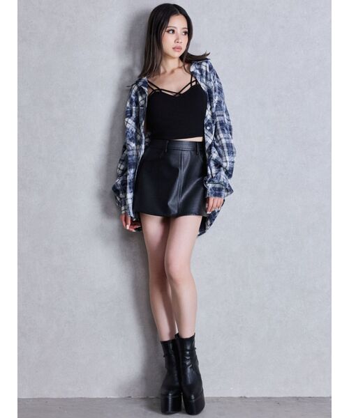 フェイクレザースカートライクショートパンツ（スカート）｜GYDA