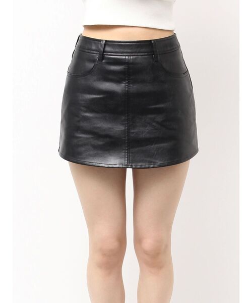 GYDA（ジェイダ）の「フェイクレザースカートライクショートパンツ（スカート・レディース・ブラック・X-SMALL/SMALL/MEDIUM）」の12枚目の写真