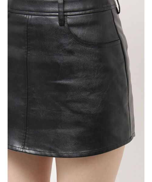 GYDA（ジェイダ）の「フェイクレザースカートライクショートパンツ（スカート・レディース・ブラック・X-SMALL/SMALL/MEDIUM）」の19枚目の写真