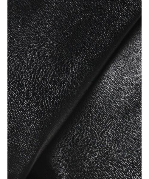 GYDA（ジェイダ）の「フェイクレザースカートライクショートパンツ（スカート・レディース・ブラック・X-SMALL/SMALL/MEDIUM）」の18枚目の写真