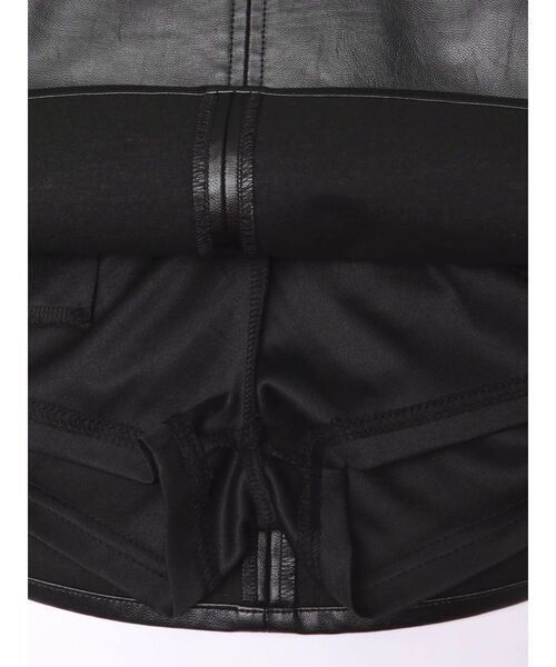 GYDA（ジェイダ）の「フェイクレザースカートライクショートパンツ（スカート・レディース・ブラック・X-SMALL/SMALL/MEDIUM）」の17枚目の写真