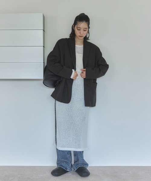 feepur(フェピュール)の「シアースラブディープスリットワンピース(ワンピース・レディース・オフホワイト/ブラック・MEDIUM)」の5枚目の写真