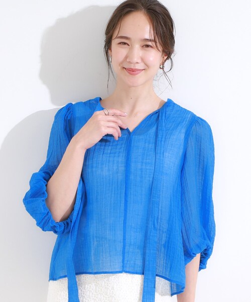 Cutie Blonde（キューティーブロンド）の「【S-LL/前後2WAY】バルーンスリーブが華やか こなれ見えシアーブラウス（シャツ/ブラウス・レディース・オリーブ/ブラック/ライトイエロー系/ブルー系その他・01/04/03/02）」の3枚目の写真