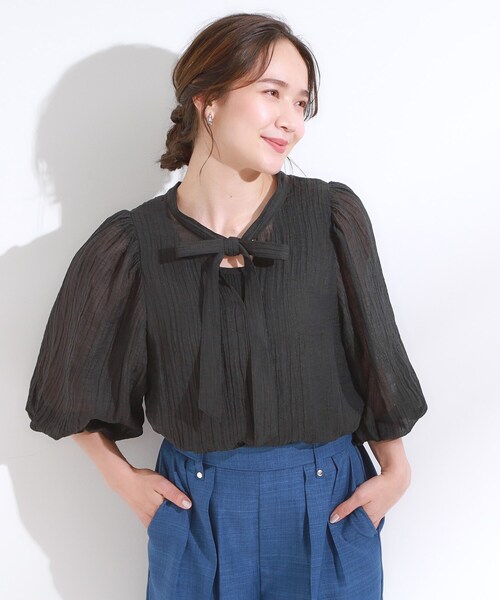 Cutie Blonde（キューティーブロンド）の「【S-LL/前後2WAY】バルーンスリーブが華やか こなれ見えシアーブラウス（シャツ/ブラウス・レディース・オリーブ/ブラック/ライトイエロー系/ブルー系その他・01/04/03/02）」の7枚目の写真