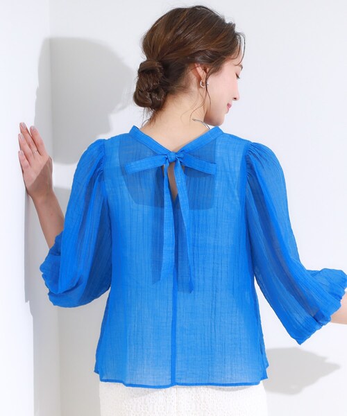 Cutie Blonde（キューティーブロンド）の「【S-LL/前後2WAY】バルーンスリーブが華やか こなれ見えシアーブラウス（シャツ/ブラウス・レディース・オリーブ/ブラック/ライトイエロー系/ブルー系その他・01/04/03/02）」の20枚目の写真