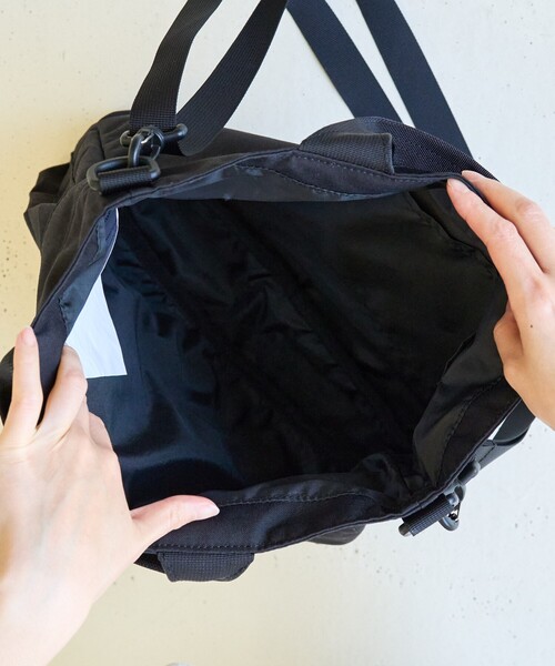 FREAK'S STORE(フリークスストア)の「限定展開 KELTY×FREAK'S STORE/ケルティ 別注 ヘルメット バック(ショルダーバッグ・レディース・ブラック/ブルーグリーン/レオパード/モカ・ONE SIZE)」の9枚目の写真