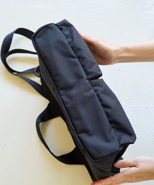 FREAK'S STORE(フリークスストア)の「限定展開 KELTY×FREAK'S STORE/ケルティ 別注 ヘルメット バック(ショルダーバッグ・レディース・ブラック/ブルーグリーン/レオパード/モカ・ONE SIZE)」の11枚目の写真