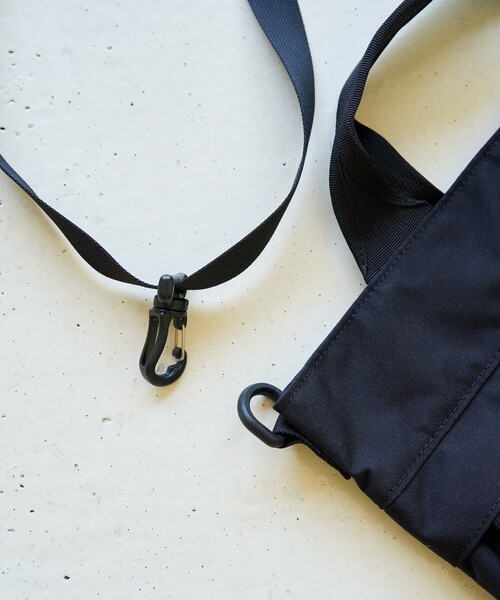 FREAK'S STORE(フリークスストア)の「限定展開 KELTY×FREAK'S STORE/ケルティ 別注 ヘルメット バック(ショルダーバッグ・レディース・ブラック/ブルーグリーン/レオパード/モカ・ONE SIZE)」の5枚目の写真