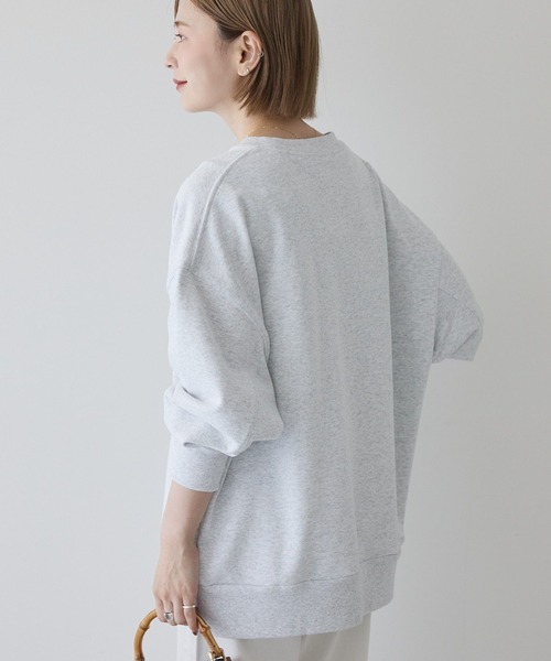 AMERICAN HOLIC（アメリカンホリック）の「カレッジロゴクラックプリント裏毛プルオーバー（スウェット・レディース・オフホワイト/杢グレー/チャコールグレー/ブラウン/ネイビー・FREE）」の17枚目の写真