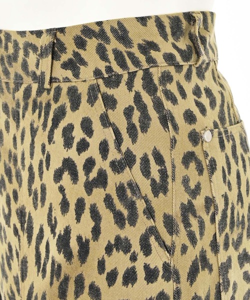 Narcissus（ナルシス）の「レオパード柄ストレートデニムパンツ（デニムパンツ・レディース・レオパード・FREE）」の9枚目の写真