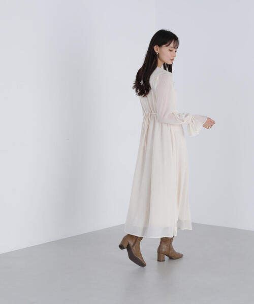 NATURAL BEAUTY BASIC(ナチュラルビューティーベーシック)の「◇ラッフルフリルワンピース(ワンピース・レディース・ダークブルー/オフホワイト・MEDIUM/P/S)」の8枚目の写真