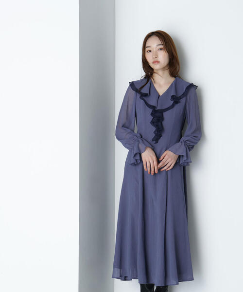 NATURAL BEAUTY BASIC(ナチュラルビューティーベーシック)の「◇ラッフルフリルワンピース(ワンピース・レディース・ダークブルー/オフホワイト・MEDIUM/P/S)」の12枚目の写真